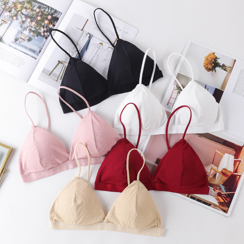 3D ชุดชั้นในสตรีแบบไร้ตะเข็บบร - Lace Bralette Set บทวิจารณ์และราคา