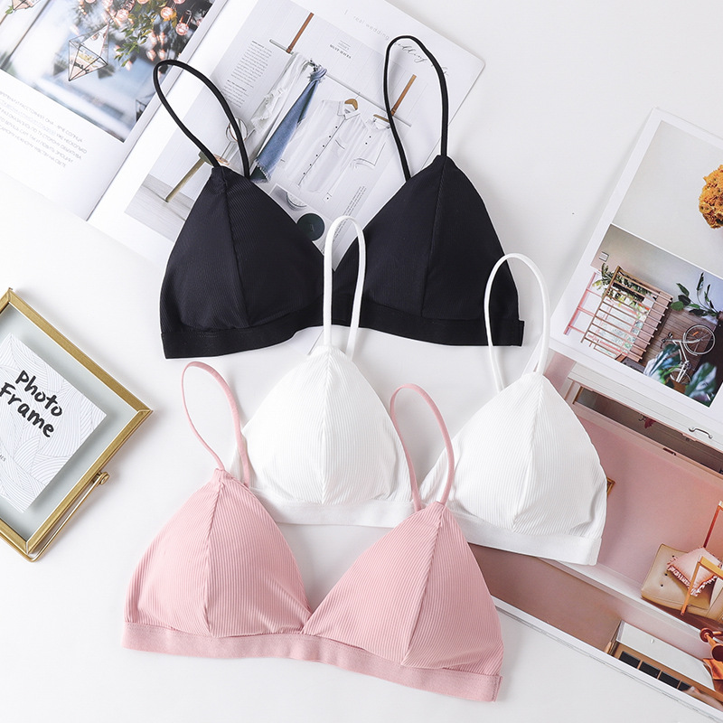 3D ชุดชั้นในสตรีแบบไร้ตะเข็บบร - Lace Bralette Set บทวิจารณ์และราคา